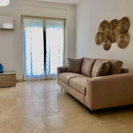 Appartamento Iris San Vincenzo Exterior photo